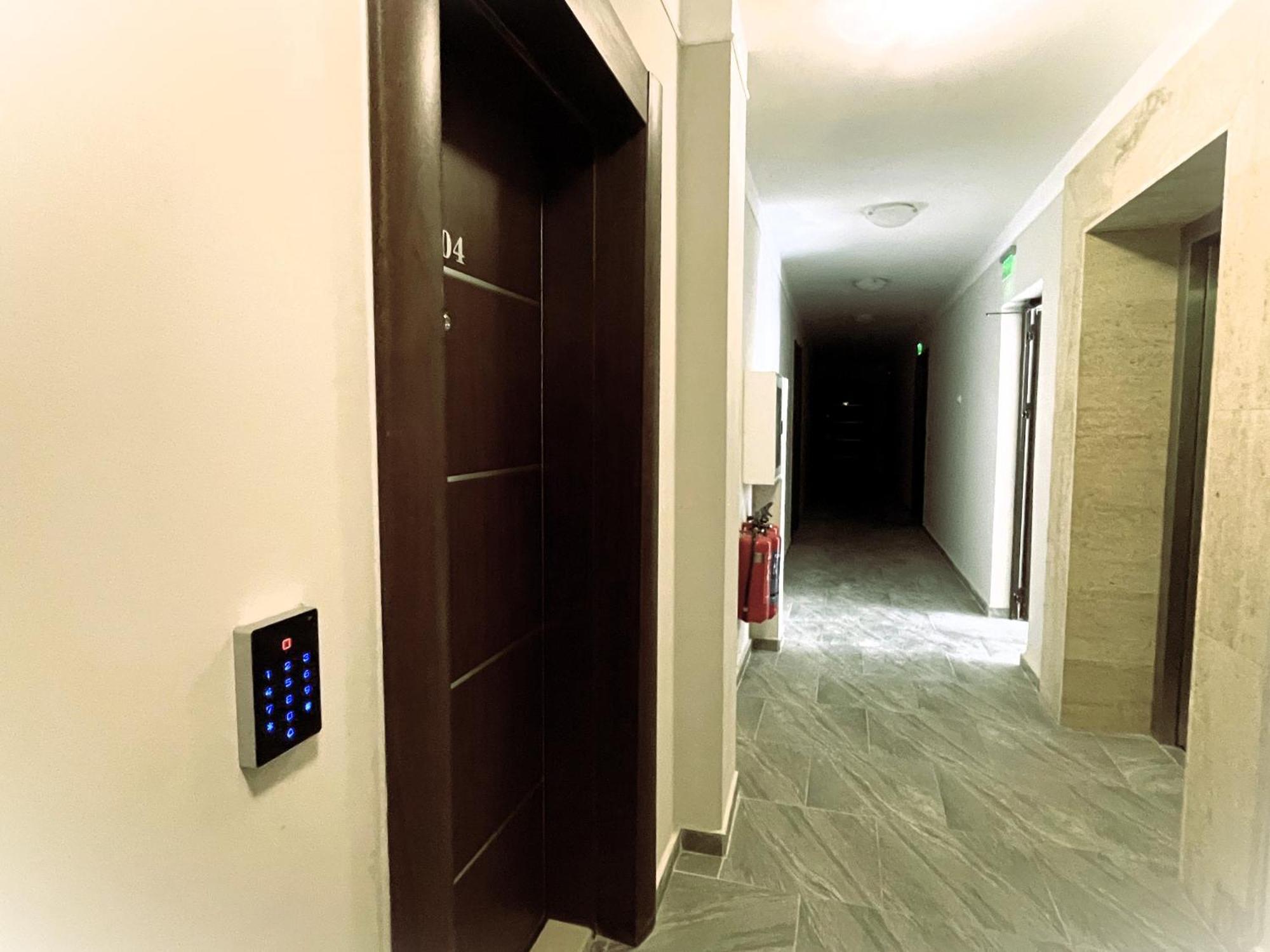 Apart-Hotel Panorama Sea Lux Primorsko Extérieur photo
