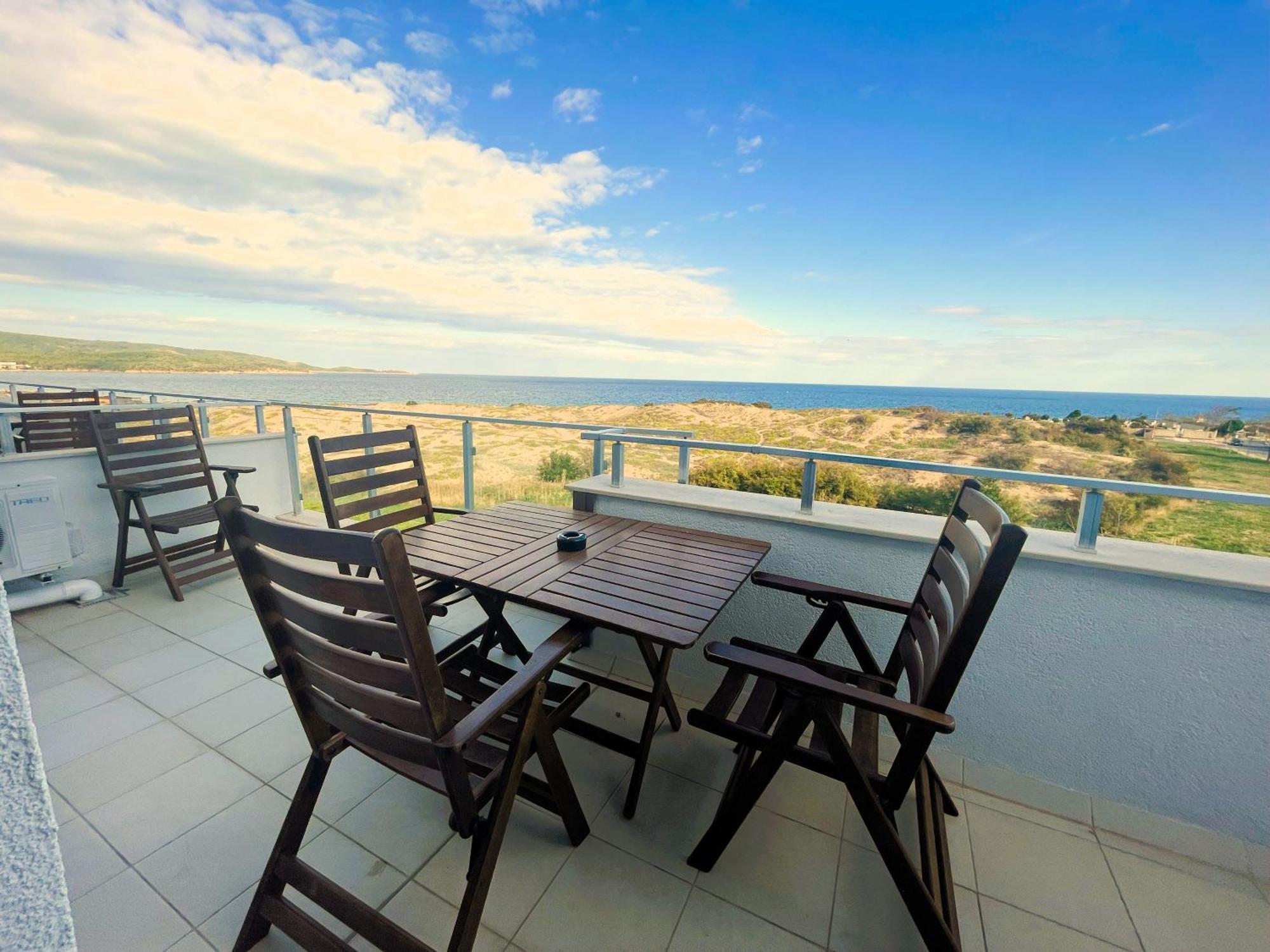 Apart-Hotel Panorama Sea Lux Primorsko Extérieur photo